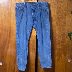 40x30 Levi’s 501 button fly jeans